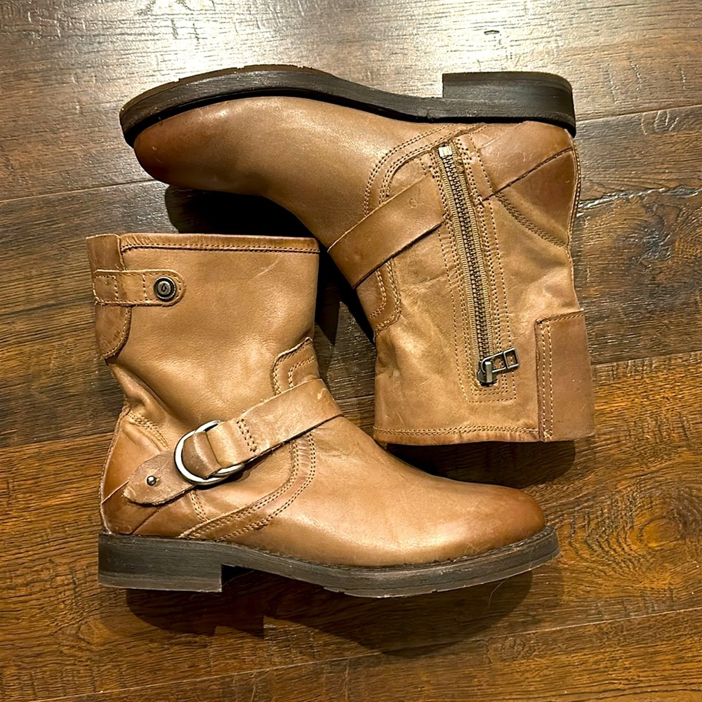 OLUKAI Nahuku Short Harness Moto Boots Clay Leather 20254 Women's 7.5